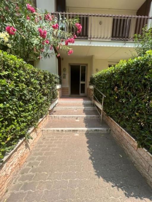 A Ca Di Nonni Apartment อัลเบงกา ภายนอก รูปภาพ
